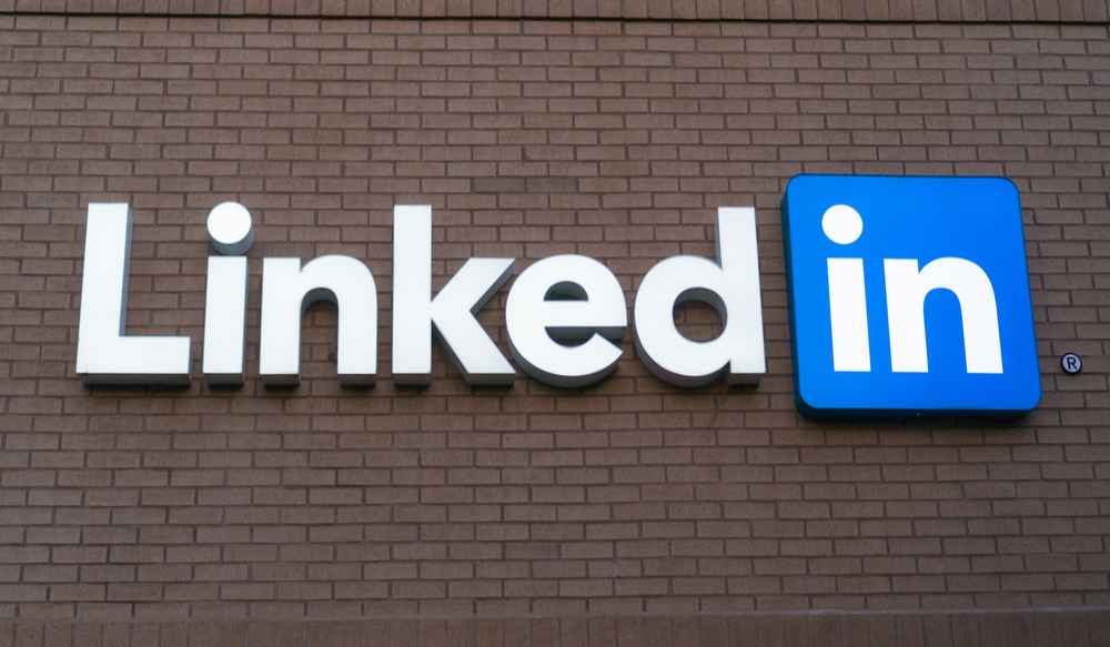 Discover How LinkedIn Is Building Bridges in the Digital Age